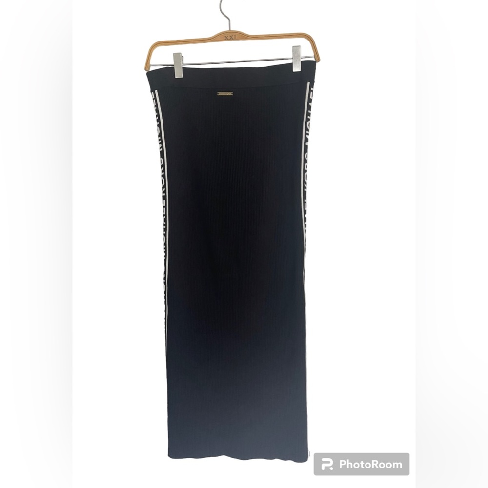 Original Mk Skirt, tired on didn’t fit, no tags